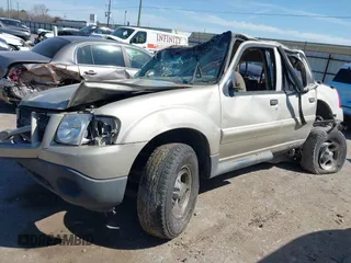 2004 Ford Explorer Sport Trac XLS z VIN 1FMZU67K74UC30067, wystawiony jako IAAI lot #41680436 z przebiegiem Nie podano mil oraz . Historia ofert i sprzedaży dostępna na DreamBid. Obrazek 16.