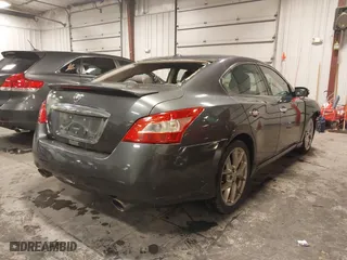 2010 Nissan Maxima 3.5 SV w/Premium Pkg with VIN 1N4AA5AP9AC806399, listed as a IAAI auction lot 41565520 with 147,531 mi miles. Bid and sale history available at carsss.com. Image 4.