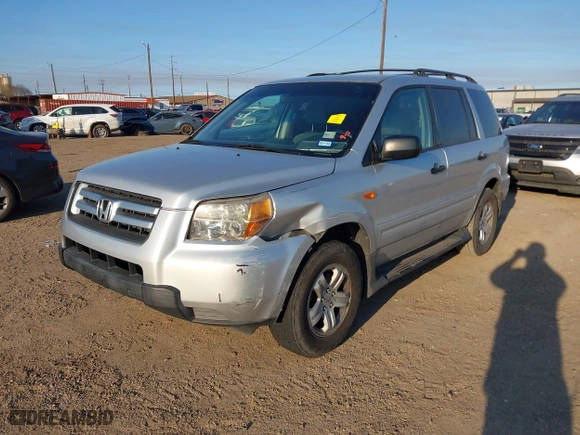 2007 Honda Pilot LX with VIN 5FNYF28197B018888, listed as a IAAI auction lot 41647146 with 176,767 mi miles. Bid and sale history available at carsss.com. Image 17.