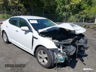 2015 Kia Optima LX z VIN KNAGM4A75F5557033, wystawiony jako IAAI lot #42050025 z przebiegiem 116 198 mil mil oraz . Historia ofert i sprzedaży dostępna na DreamBid. Obrazek 1.