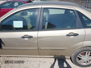2000 Ford Focus SE with VIN 1FAFP3434YW401903, listed as a IAAI auction lot 42104706 with 201,826 mi miles and . Bid and sale history available at DreamBid. Image 15.