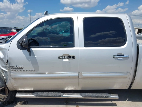 2012 Chevrolet Silverado 1500 LT with VIN 3GCPCSE07CG223551, listed as a IAAI auction lot 40034733 with 248,648 mi miles. Bid and sale history available at carsss.com. Image 14.