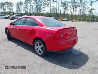 2007 Pontiac G6 with VIN 1G2ZG58N474121850, listed as a IAAI auction lot 41720379 with 264,144 mi miles. Bid and sale history available at carsss.com. Image 3.