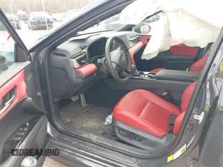 2025 Toyota Camry LE с VIN 4T1DBADK6SU517338, выставлен на аукционе IAAI как лот 42006121 с пробегом 13 200 миль миль и . История ставок и продаж доступна на DreamBid. Изображение 5.