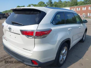 2015 Toyota Highlander Limited with VIN 5TDDKRFH5FS221483, listed as a IAAI auction lot 42517481 with 89,481 mi miles and . Bid and sale history available at DreamBid. Image 4.