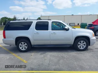 2014 GMC Yukon XL SLT with VIN 1GKS1KE04ER239326, listed as a IAAI auction lot 42095373 with 96,123 mi miles. Bid and sale history available at carsss.com. Image 13.