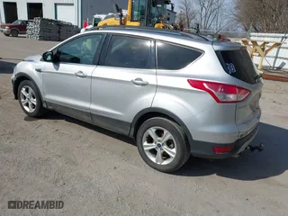 2016 Ford Escape SE with VIN 1FMCU9GXXGUA28718, listed as a IAAI auction lot 41754533 with 140,008 mi miles. Bid and sale history available at carsss.com. Image 3.