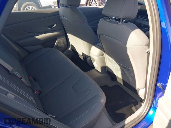 2024 Hyundai Elantra SEL с VIN KMHLS4DG6RU815603, выставлен на аукционе IAAI как лот 42299061 с пробегом 1 193 миль миль и . История ставок и продаж доступна на DreamBid. Изображение 8.
