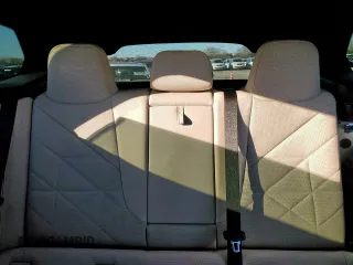 2024 BMW iX xDrive50 z VIN WB523CF08RCP70639, wystawiony jako Copart lot #46369565 z przebiegiem 13 783 mil mil oraz Czysty tytuł • Clean title. Historia ofert i sprzedaży dostępna na DreamBid. Obrazek 10.