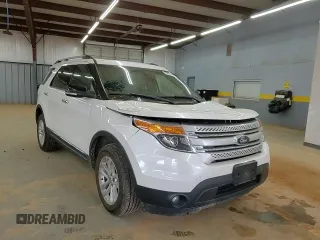 2011 Ford Explorer XLT with VIN 1FMHK8D85BGA68070, listed as a Copart auction lot 49883715 with 141,654 mi miles and Salvage Title. Bid and sale history available at carsss.com. Image 12.