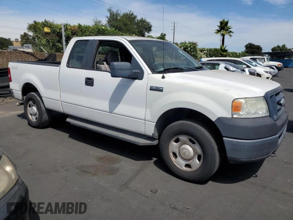 2007 Ford F-150 XLT z VIN 1FTPX14537KD20112, wystawiony jako Copart lot #63620575 z przebiegiem 185 021 mil mil oraz Czysty tytuł • Clean title. Historia ofert i sprzedaży dostępna na DreamBid. Obrazek 4.