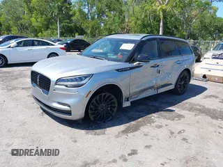 2022 Lincoln Aviator Reserve z VIN 5LM5J7WC8NGL12197, wystawiony jako IAAI lot #41791410 z przebiegiem 68 201 mil mil oraz . Historia ofert i sprzedaży dostępna na DreamBid. Obrazek 2.