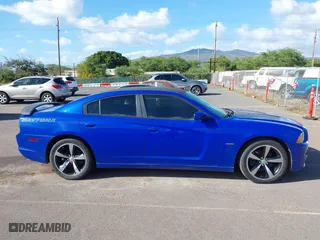 2013 Dodge Charger RT Max with VIN 2C3CDXCT6DH715161, listed as a IAAI auction lot 41722473 with 121,077 mi miles. Bid and sale history available at carsss.com. Image 13.