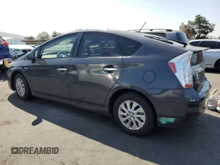 2014 Toyota Prius with VIN JTDKN3DP9E3052770, listed as a Copart auction lot 60000005 with 171,707 mi miles and Salvage title. Bid and sale history available at DreamBid. Image 2.