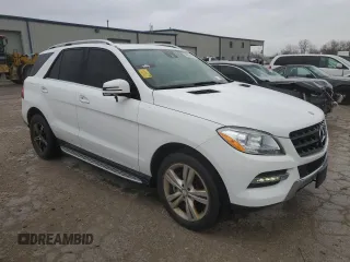 2014 Mercedes-Benz M with VIN 4JGDA5HB1EA404875, listed as a Copart auction lot 49527275 with 128,358 mi miles and Clean Title. Bid and sale history available at carsss.com. Image 4.