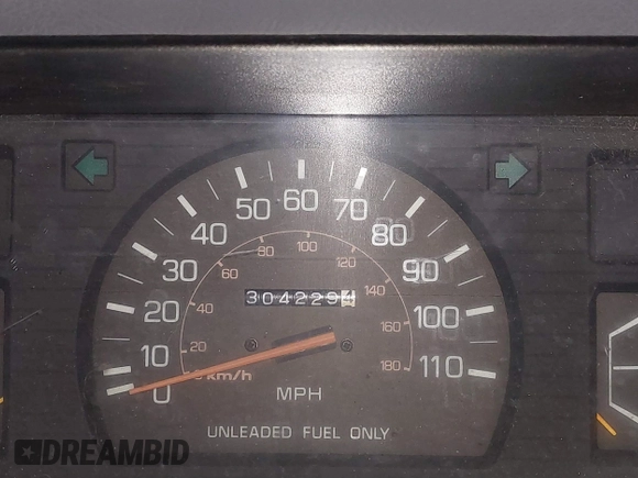 1987 Toyota Pickup with VIN JT4RN50R8H0221202, listed as a IAAI auction lot 40500429 with 304,229 mi miles and . Bid and sale history available at DreamBid. Image 7.