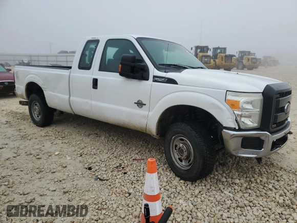 2013 Ford F-250 XL with VIN 1FT7X2BT1DEB50429, listed as a Copart auction lot 42927945 with 270,290 mi miles and Salvage Title. Bid and sale history available at DreamBid. Image 4.