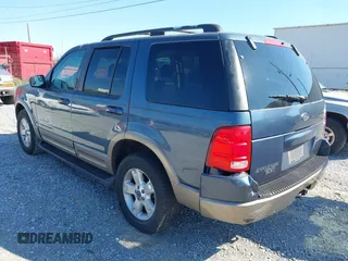 2002 Ford Explorer Eddie Bauer z VIN 1FMZU74E82UA41218, wystawiony jako IAAI lot #41890862 z przebiegiem 230 201 mil mil oraz . Historia ofert i sprzedaży dostępna na DreamBid. Obrazek 3.