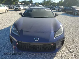2023 Toyota GR86 with VIN JF1ZNBB13P9764530, listed as a Copart auction lot 41666165 with 15,290 mi miles and Salvage Title. Bid and sale history available at carsss.com. Image 5.