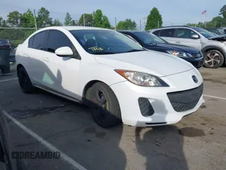 2013 Mazda 3 i Sport z VIN JM1BL1U77D1789745, wystawiony jako IAAI lot #42304936 z przebiegiem 230 406 mil mil oraz . Historia ofert i sprzedaży dostępna na DreamBid. Obrazek 1.