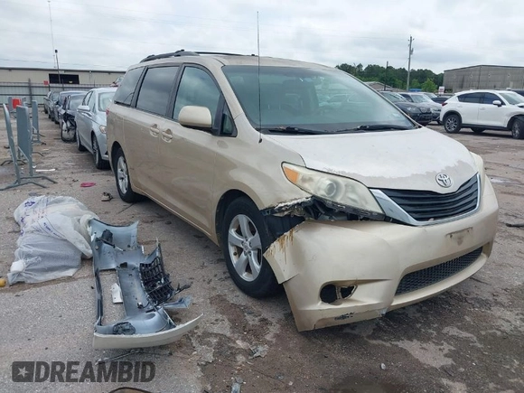 2011 Toyota Sienna LE AAS with VIN 5TDKK3DC4BS037240, listed as a IAAI auction lot 42091924 with 160,748 mi miles. Bid and sale history available at carsss.com. Image 1.