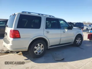 2006 Lincoln Navigator Luxury with VIN 5LMFU27506LJ16665, listed as a Copart auction lot 88025625 with 0 mi miles and Salvage Title. Bid and sale history available at carsss.com. Image 3.