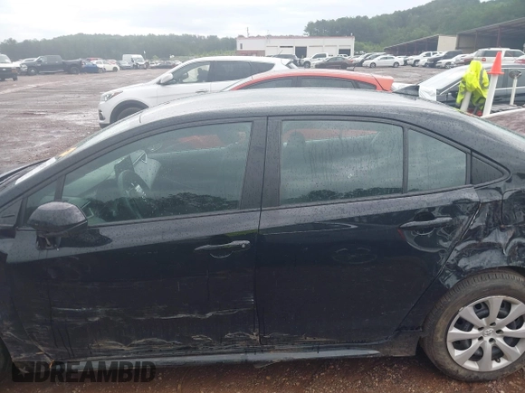 2024 Toyota Corolla LE z VIN 5YFB4MDE6RP100648, wystawiony jako IAAI lot #42542005 z przebiegiem 38 127 mil mil oraz . Historia ofert i sprzedaży dostępna na DreamBid. Obrazek 14.