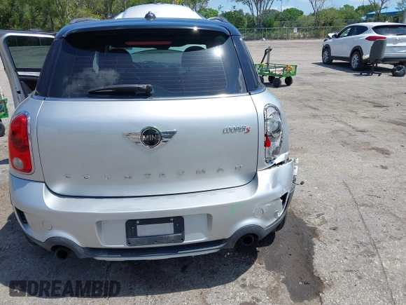 2015 MINI Countryman S z VIN WMWZC5C57FWP46371, wystawiony jako IAAI lot #42214115 z przebiegiem 87 234 mil mil oraz . Historia ofert i sprzedaży dostępna na DreamBid. Obrazek 6.