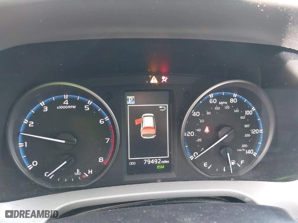 2018 Toyota RAV4 XLE with VIN 2T3WFREV0JW433753, listed as a IAAI auction lot 41761045 with 79,492 mi miles. Bid and sale history available at carsss.com. Image 7.