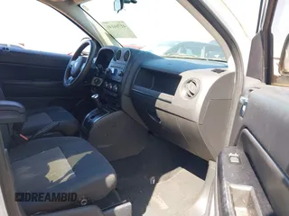 2012 Jeep Compass Sport with VIN 1C4NJCBA1CD660068, listed as a IAAI auction lot 41766146 with 173,445 mi miles. Bid and sale history available at carsss.com. Image 5.