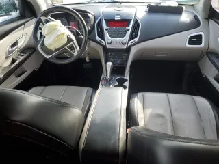 2010 GMC Terrain SLT-1 z VIN 2CTFLGEW9A6295748, wystawiony jako Copart lot #89157505 z przebiegiem 104 726 mil mil oraz Szkoda całkowita • Salvage title. Historia ofert i sprzedaży dostępna na DreamBid. Obrazek 8.