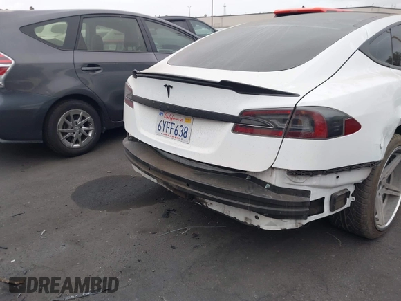 2013 Tesla Model S with VIN 5YJSA1CN1DFP07344, listed as a IAAI auction lot 42746574 with 181,538 mi miles and . Bid and sale history available at DreamBid. Image 16.