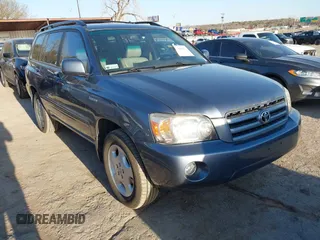2005 Toyota Highlander z VIN JTEEP21A950134478, wystawiony jako IAAI lot #41784032 z przebiegiem 241 337 mil mil oraz . Historia ofert i sprzedaży dostępna na DreamBid. Obrazek 1.