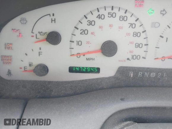 2003 Ford F-150 XLT z VIN 1FTRW08L73KA58913, wystawiony jako IAAI lot #41907277 z przebiegiem 147 294 mil mil oraz . Historia ofert i sprzedaży dostępna na DreamBid. Obrazek 15.