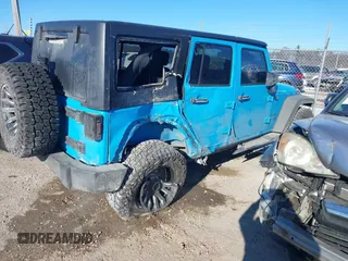 2018 Jeep Wrangler JK Unlimited Sport with VIN 1C4BJWDG6JL824178, listed as a IAAI auction lot 41420336 with 77,816 mi miles. Bid and sale history available at carsss.com. Image 4.