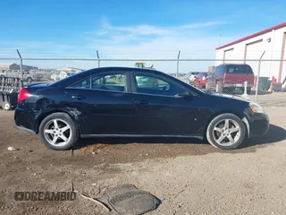 2007 Pontiac G6 with VIN 1G2ZG58N974145898, listed as a IAAI auction lot 41375838 with 175,193 mi miles. Bid and sale history available at carsss.com. Image 13.