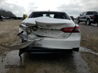 2020 Toyota Camry LE with VIN 4T1C11AK0LU889763, listed as a Copart auction lot 43475175 with 59,186 mi miles and Salvage Title. Bid and sale history available at carsss.com. Image 6.