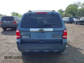 2011 Ford Escape Hybrid с VIN 1FMCU4K38BKC60181, выставлен на аукционе IAAI как лот 42330726 с пробегом 209 390 миль миль и . История ставок и продаж доступна на DreamBid. Изображение 17.