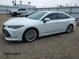 2019 Toyota Avalon XLE z VIN 4T1BZ1FB3KU015497, wystawiony jako Copart lot #51295755 z przebiegiem 26 040 mil mil oraz Szkody całkowita. Historia ofert i sprzedaży dostępna na DreamBid. Obrazek 1.