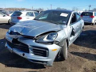 2021 Porsche Cayenne z VIN WP1BA2AY8MDA42886, wystawiony jako IAAI lot #41465968 z przebiegiem 17 062 mil mil oraz . Historia ofert i sprzedaży dostępna na DreamBid. Obrazek 17.