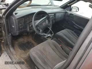2002 Dodge Dakota с VIN 1B7FL46XX2S511526, выставлен на аукционе Copart как лот 57955594 с пробегом 244 367 миль миль и Списание • Salvage title. История ставок и продаж доступна на DreamBid. Изображение 8.