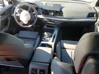 2025 Audi Q5 S line Premium with VIN WA1GAAFY5S2023208, listed as a Copart auction lot 42911975 with 0 mi miles and Salvage Title. Bid and sale history available at carsss.com. Image 8.