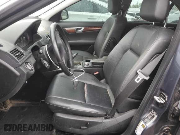 2008 Mercedes-Benz C 300 Sport with VIN WDDGF81X08F068613, listed as a Copart auction lot 58591505 with 220,188 mi miles and Non repairable. Bid and sale history available at DreamBid. Image 7.