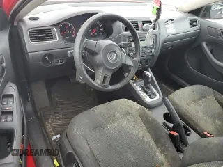 2013 Volkswagen Jetta S z VIN 3VW2K7AJ4DM385226, wystawiony jako Copart lot #61203215 z przebiegiem 148 857 mil mil oraz Czysty tytuł • Clean title. Historia ofert i sprzedaży dostępna na DreamBid. Obrazek 8.