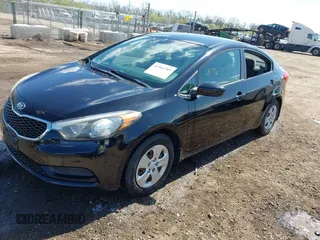 2015 Kia Forte LX with VIN KNAFK4A62F5292421, listed as a IAAI auction lot 41964789 with 32,001 mi miles. Bid and sale history available at carsss.com. Image 18.