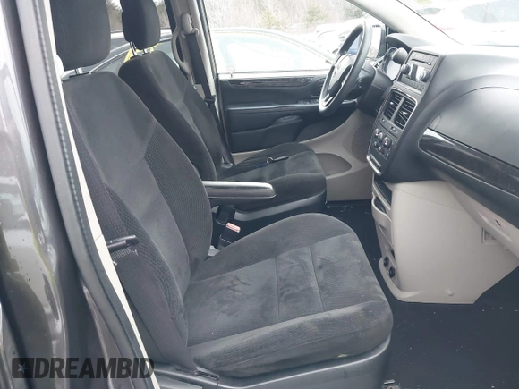 2017 Dodge Grand Caravan SE with VIN 2C4RDGBG2HR563745, listed as a IAAI auction lot 41577423 with 78,190 mi miles and . Bid and sale history available at DreamBid. Image 5.