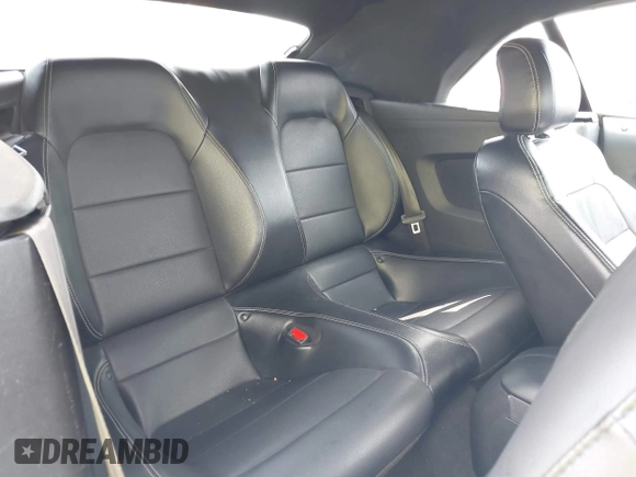 2021 Ford Mustang EcoBoost z VIN 1FATP8UH2M5120226, wystawiony jako IAAI lot #42164009 z przebiegiem 85 571 mil mil oraz . Historia ofert i sprzedaży dostępna na DreamBid. Obrazek 8.