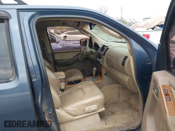 2007 Nissan Pathfinder S z VIN 5N1AR18U17C601154, wystawiony jako IAAI lot #40690847 z przebiegiem 233 307 mil mil oraz . Historia ofert i sprzedaży dostępna na DreamBid. Obrazek 5.