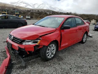 2015 Volkswagen Jetta SE z VIN 3VWD17AJXFM206184, wystawiony jako Copart lot #48679785 z przebiegiem 52 901 mil mil oraz Szkoda całkowita • Salvage title. Historia ofert i sprzedaży dostępna na DreamBid. Obrazek 1.