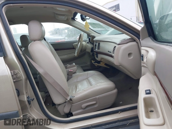 2004 Chevrolet Impala with VIN 2G1WF52E649177459, listed as a IAAI auction lot 42088452 with 197,529 mi miles. Bid and sale history available at carsss.com. Image 5.